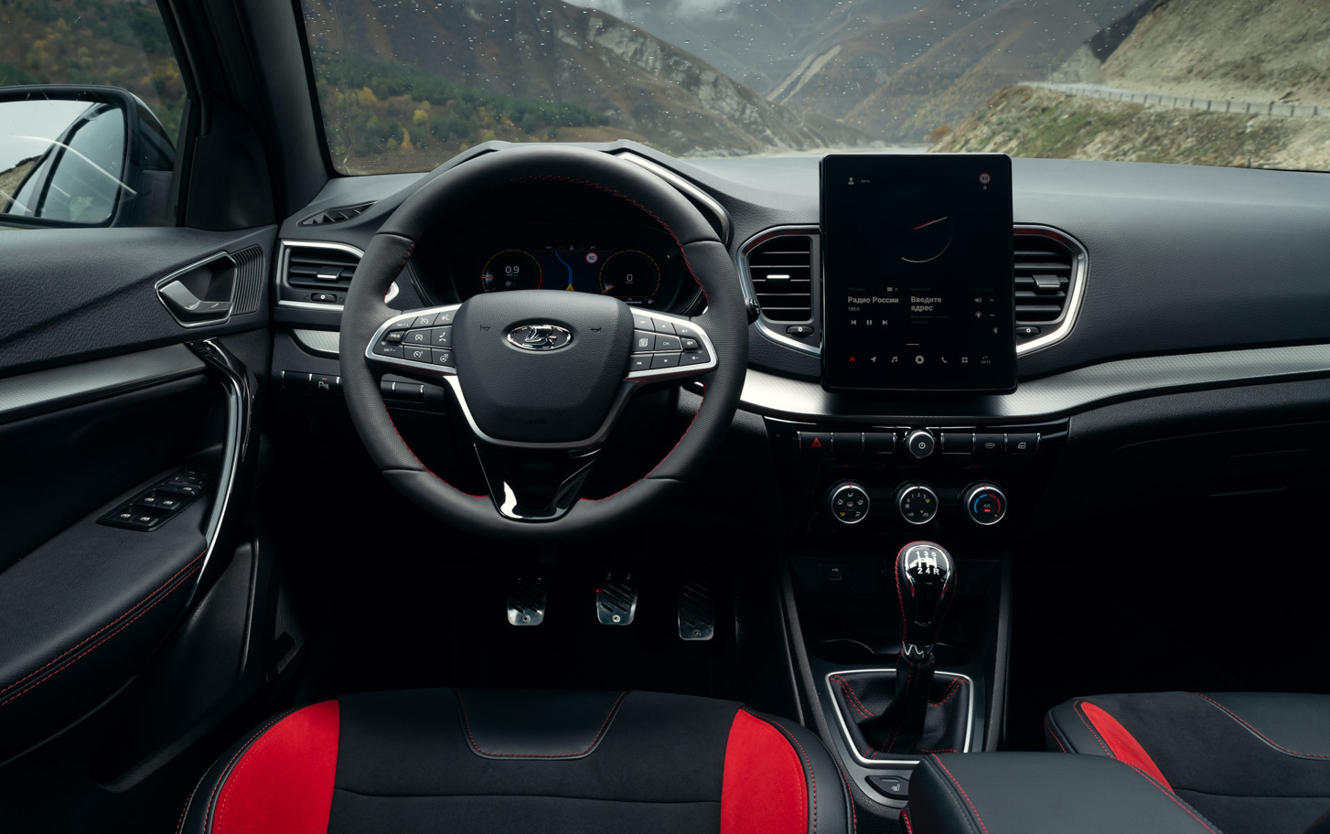В РФ стартовали продажи универсала Lada Vesta SW Sportline